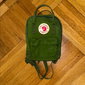 Mini Kanken Backpack in Olive Green